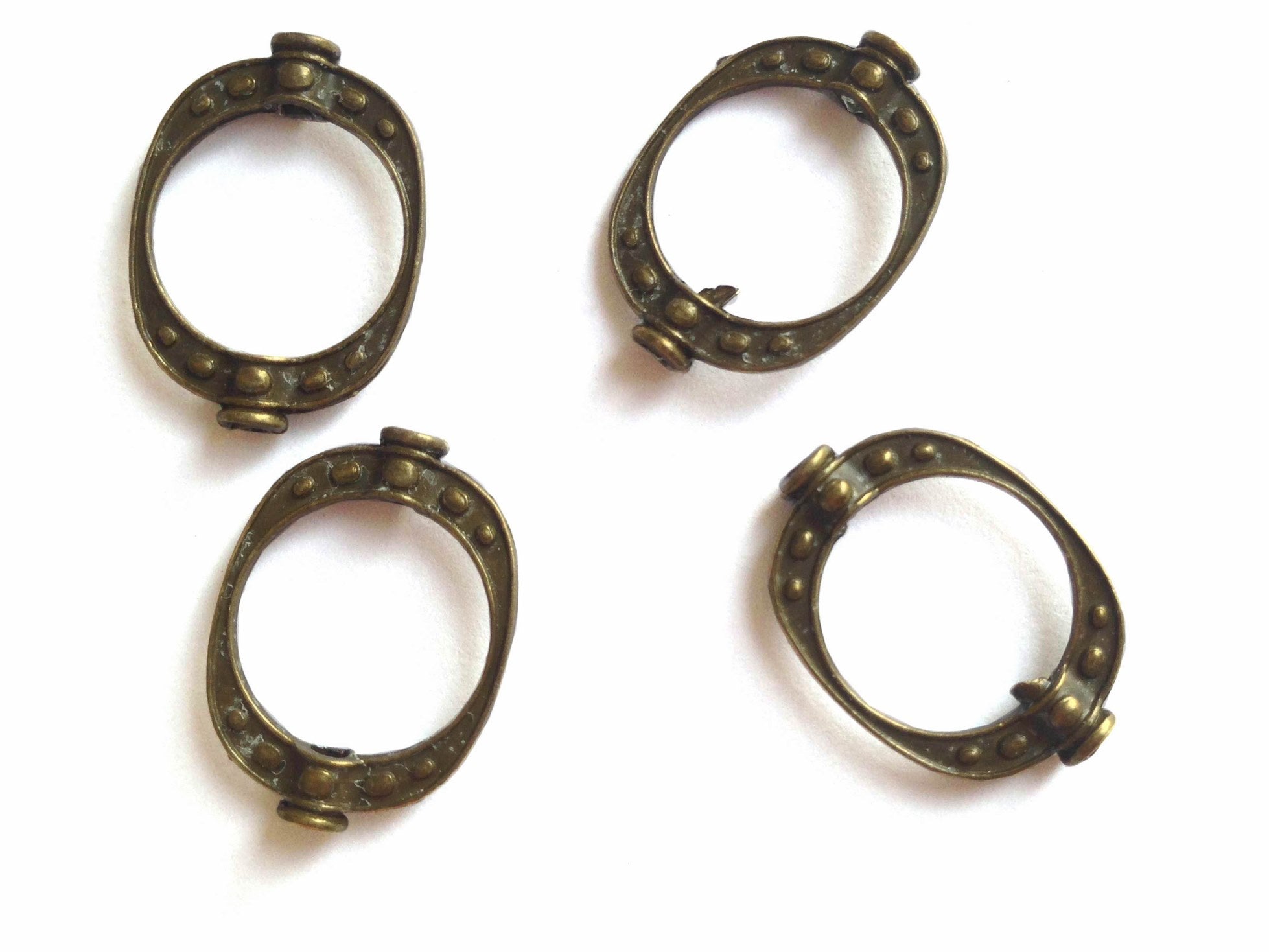 Jewellery Making Metal Alloy Bead Frames 20x15mm Oval Antique Bronze Color (Pack Of 10 Pieces) (#Ot47)