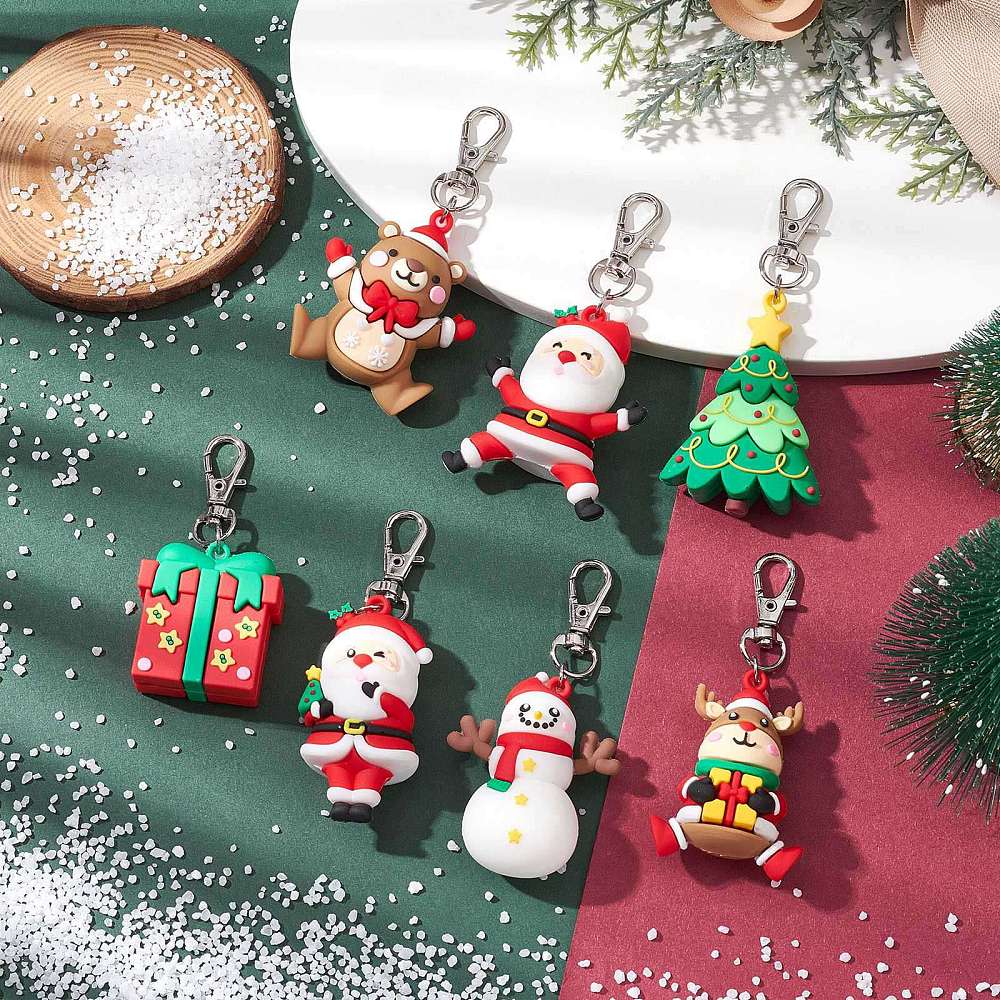 PVC Keychains (Set Of 10 Christmas Theme Shapes) 7-9 CM Long With Pendant 3.5-5.5 CM Multicolor Swivel Clasp For Decoration Crafts