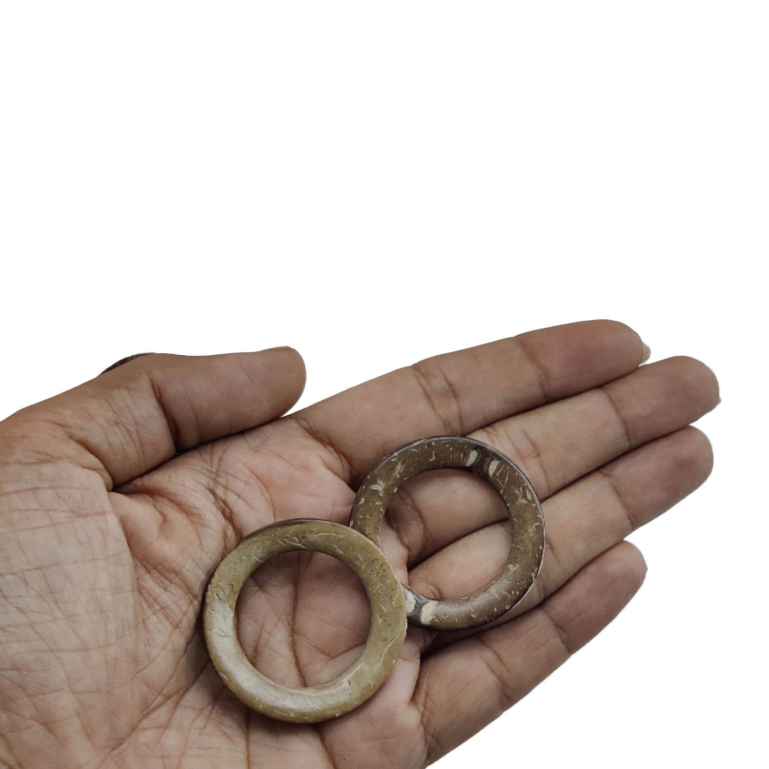 Coconut Rings 38 MM With 2 to 5 MM Width (10 Pieces) Round For Sewing Macrame Crochet DIY Crafts Painting Arts Decoration [jefs-embelshcabo-00008-m1]