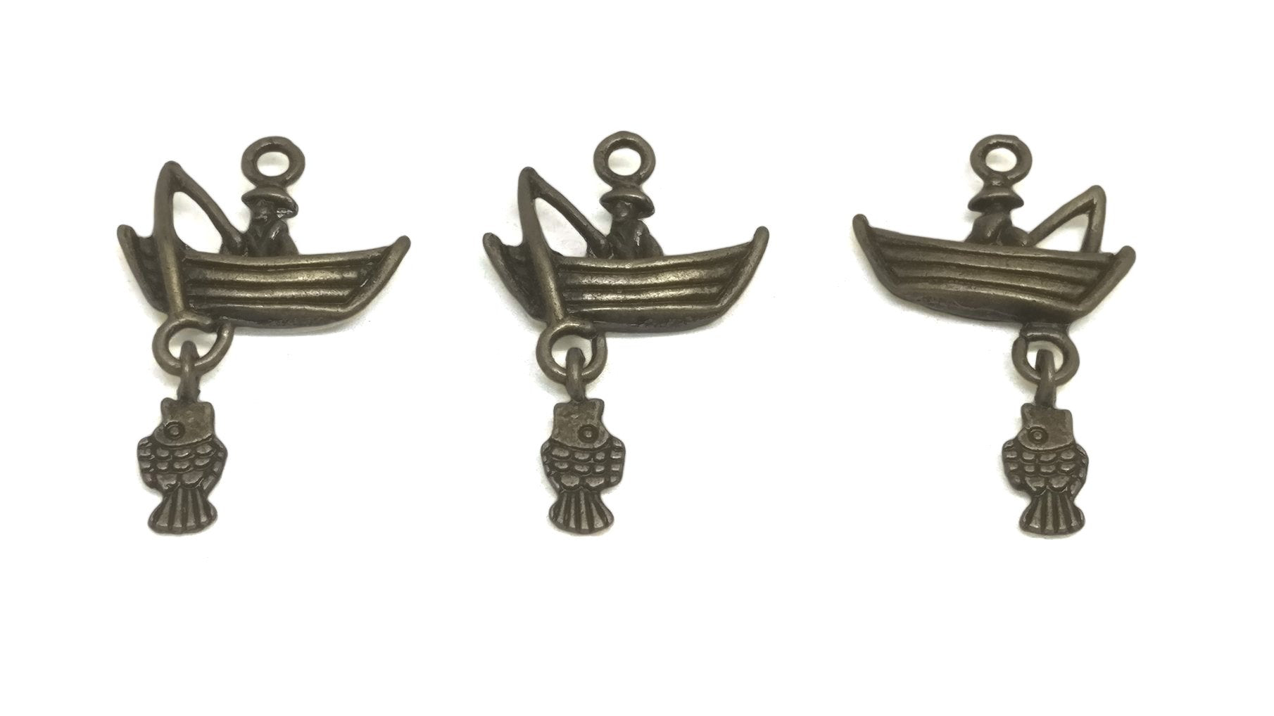Jewelry Mini Pendant Alloy Craft Charms 29x18x4xmm Fish Man Boat Antique Bronze Color (Pack of 4 pieces) [ac-charm-00001-m104]