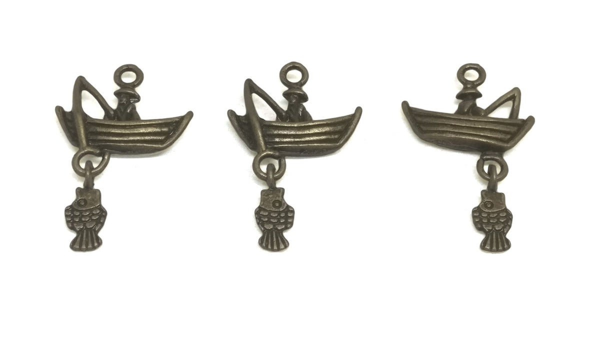 Jewelry Mini Pendant Alloy Craft Charms 29x18x4xmm Fish Man Boat Antique Bronze Color (Pack of 4 pieces) [ac-charm-00001-m104]