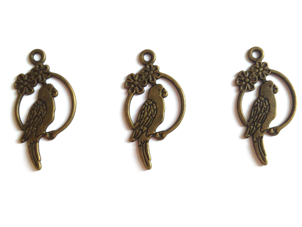 Jewelry Mini Pendant Alloy Charms 28x15x2xmm Bird Parrot Antique Bronze Color (Pack of 10 pieces) [ac-charm-00001-m17]