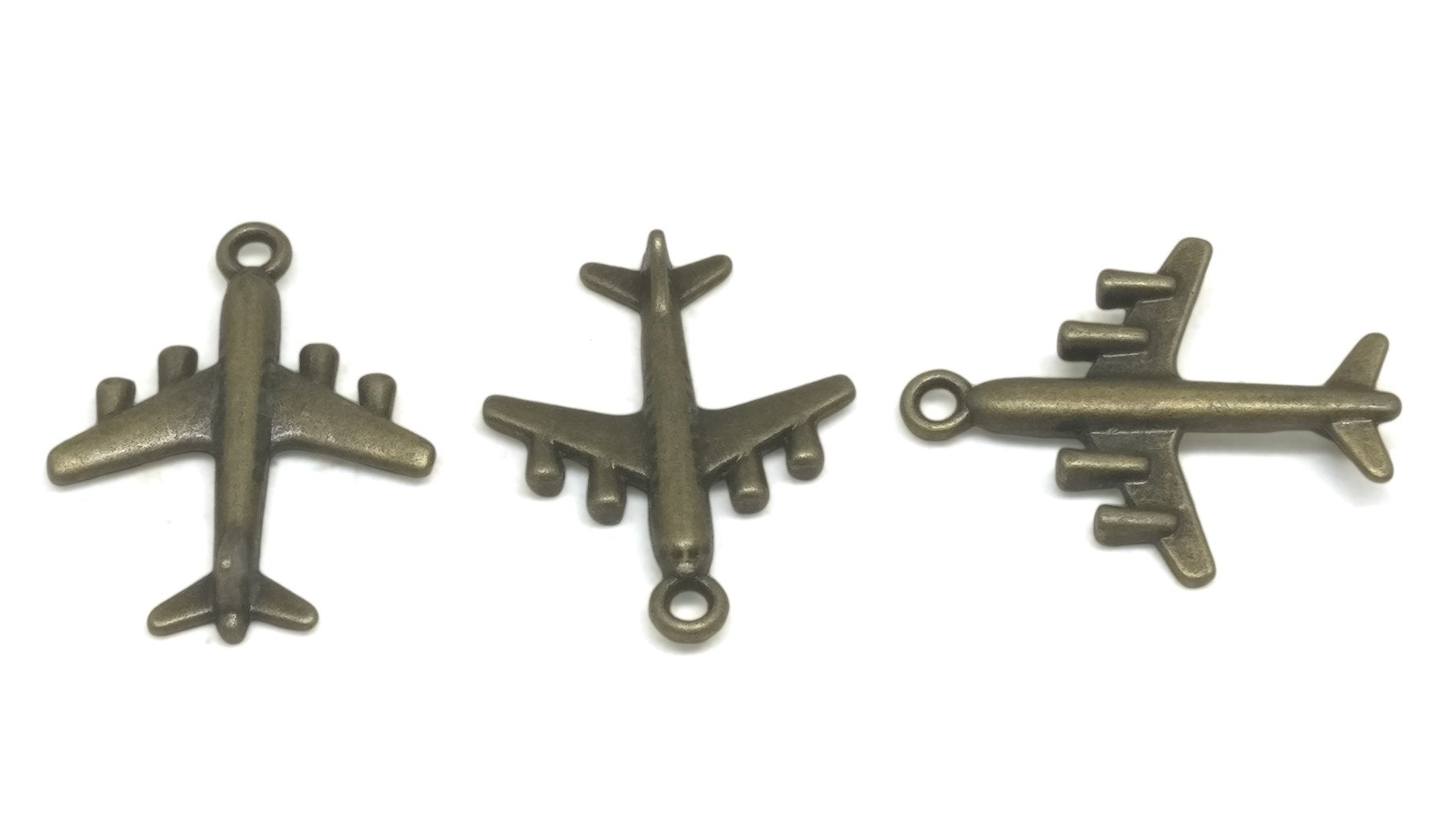 Jewelry Mini Pendant Alloy Craft Charms 29x23x5xmm Plane Antique Bronze Color (Pack of 4 pieces) [ac-charm-00001-m81]
