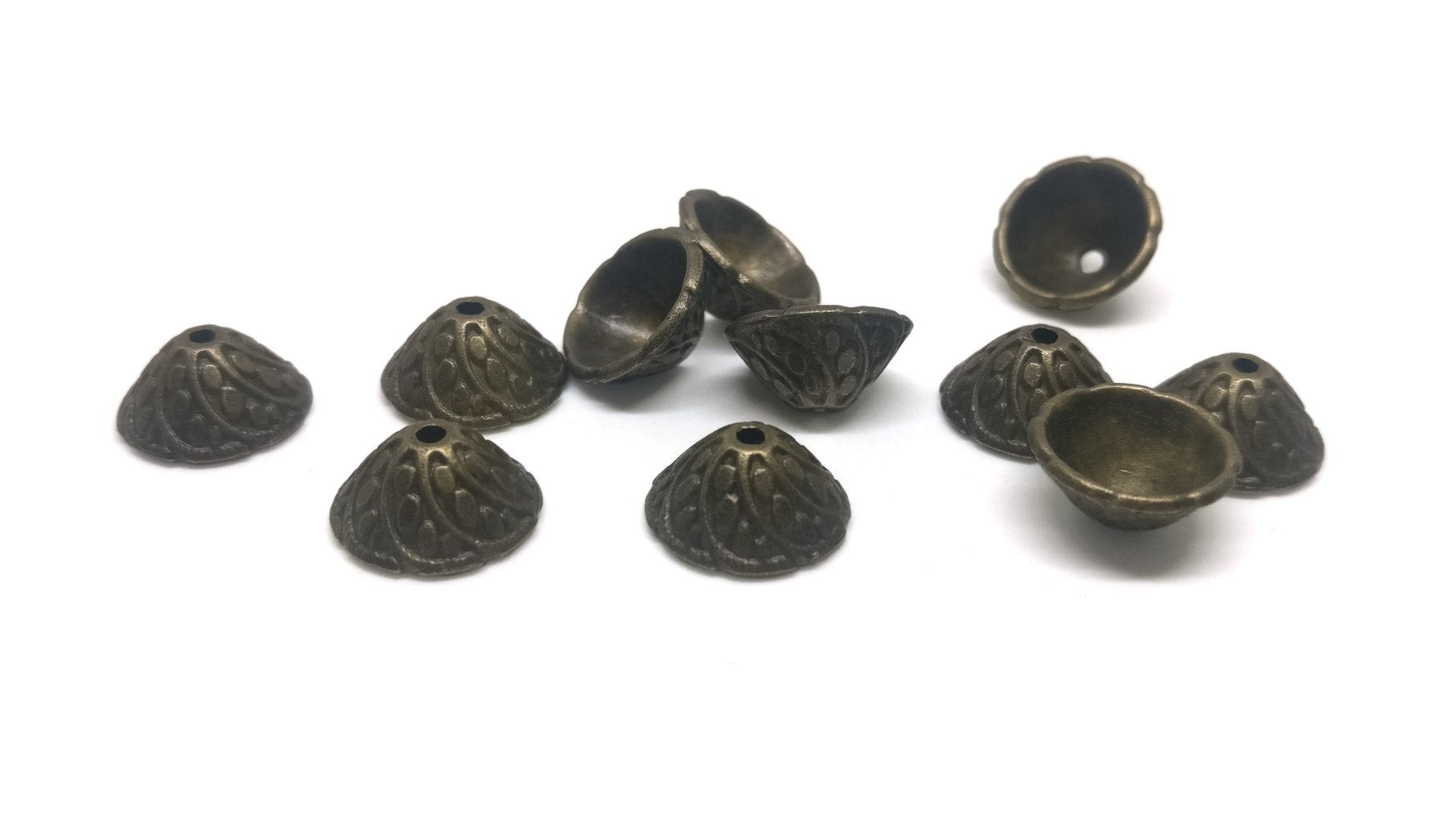 Metal Alloy Bead Caps 11x6mm (10 Grams, 20 Pieces) Cone Antique Bronze Color For Jewellery Making [ac-jwlsupp-00028-m13]