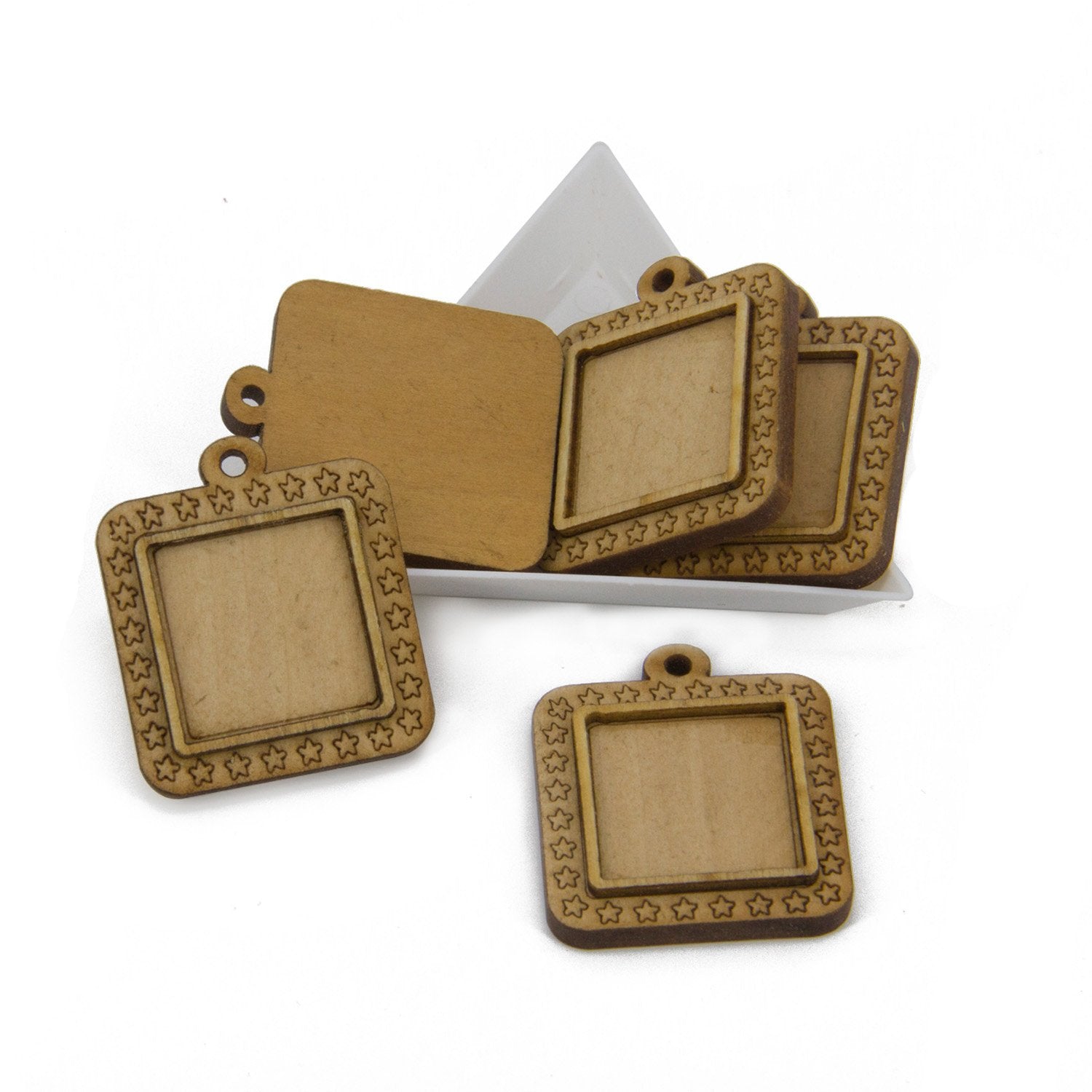 Wooden Jewellery Pendant Bases For Patches Cabochons Craft [Suitable For 20mm Square Objects] 35x30x5xmm Square Wood Color (Pack of 2 pieces) [jefs-pndt-gnrl-00124-m2]